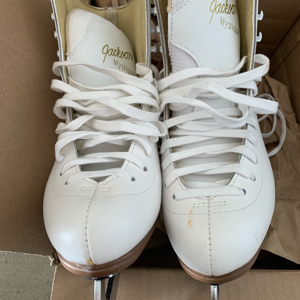 Jackson mystique ice skate women sz 6.5